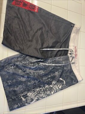 Affliction Men's Black and Gray Hybrid Board Shorts